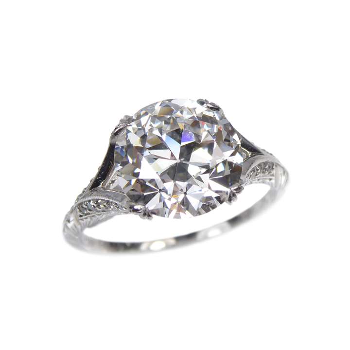Early Art Deco single stone diamond ring